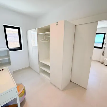 Villa Luz Del Mar, *